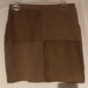 TAN MINI SKIRT